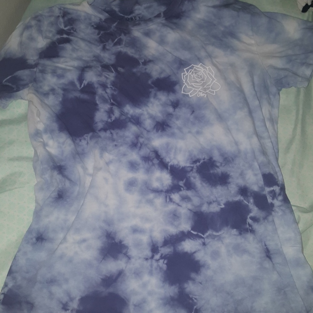 Tee shirt